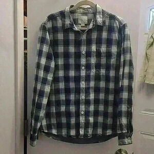 Men's plaid American Eagle shirt